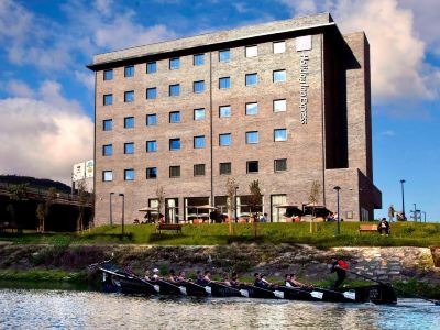 Holiday Inn Express SAN SEBASTIAN - ERRENTERIA by IHG