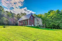 Dog-friendly Family Haven Minutes From Burlington! - Wifi