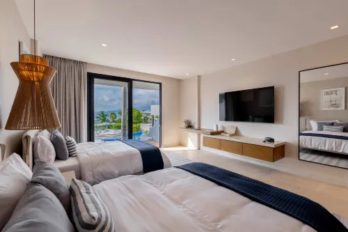 Casa Villanas | Acapulco, Fully Staffed - Mountain View