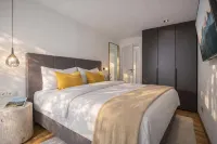 HEAVEN 7 Suite – Private Whirlpool & Garden - Mountain view