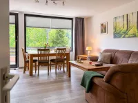 Moderne Wohnung mit Balkon - Pools