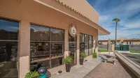 Inviting Oceanview 2bd/2ba Condo With Relaxing Coastal Vibes - Homestays