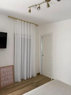 B&B Aura - Wi-Fi