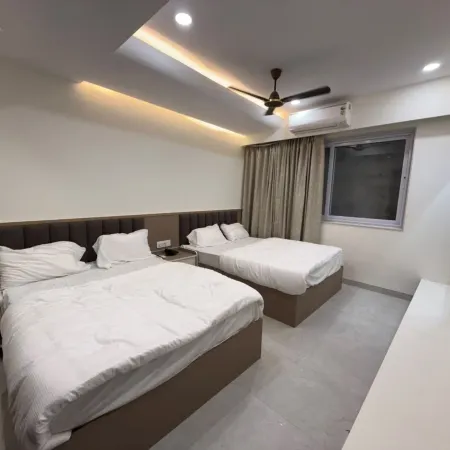 Hotel Parshwa