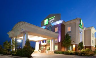 Holiday Inn Express & Suites Fort Worth - Fossil Creek