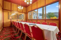 Crown Columbia Hotel, BW Premier Collection Hotels in Genelle