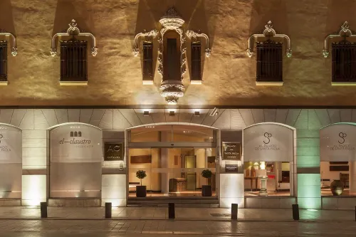 Hotel Palacio de Santa Paula, Autograph Collection - Ylellinen