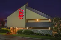 Red Roof Inn Dayton North Airport Hotels in Vandalia