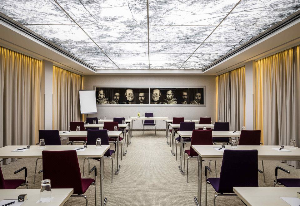 Pullman Munich Hotel Over view