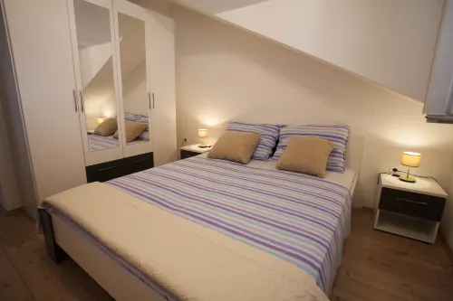 Superior Apartment in Stari Grad - Homestays
