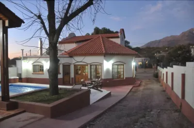 Posada del Infinito Hotels near Estación La Falda