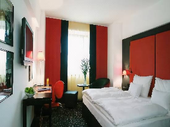 Vienna House Easy Airport Bucharest Room Reviews Photos Otopeni 2021 Deals Price Trip Com