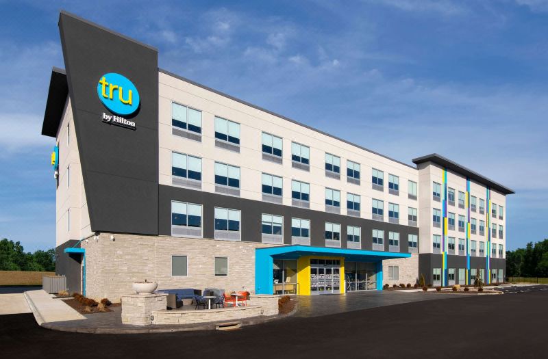 Tru by Hilton Sharonville Cincinnati