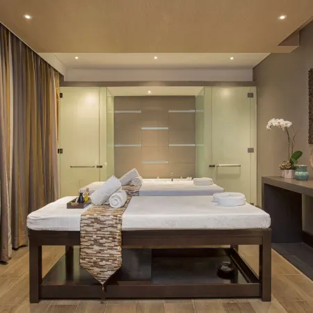 Makati Diamond Residences