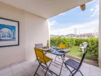 Les Deux Voiles Hotels in Cogolin
