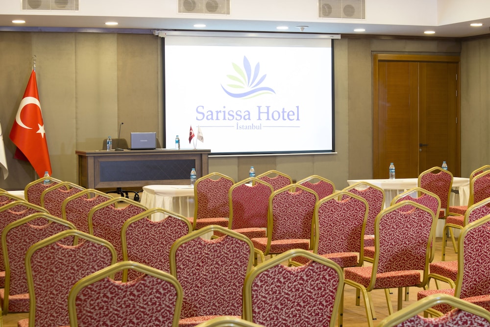 Sarissa Hotel