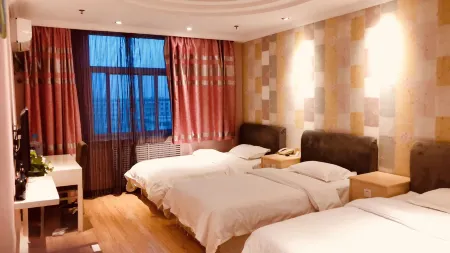 Super 8 Hotel (Zoucheng Yiwu Trade City)
