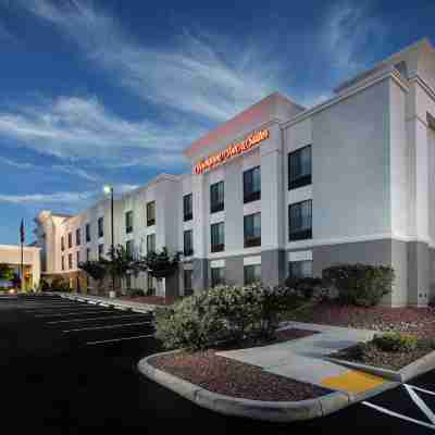 Hampton Inn & Suites Tucson East/Williams Center Hotel Exterior