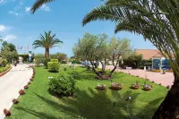 Villaggio Hotel Club la Pace Các khách sạn gần Summer Luna Park