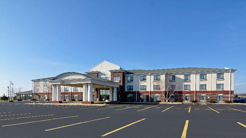 Holiday Inn Express Hotel & Suites Fort Atkinson, an Ihg Hotel