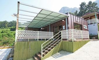 Saryangdo Island Dandihae Pension