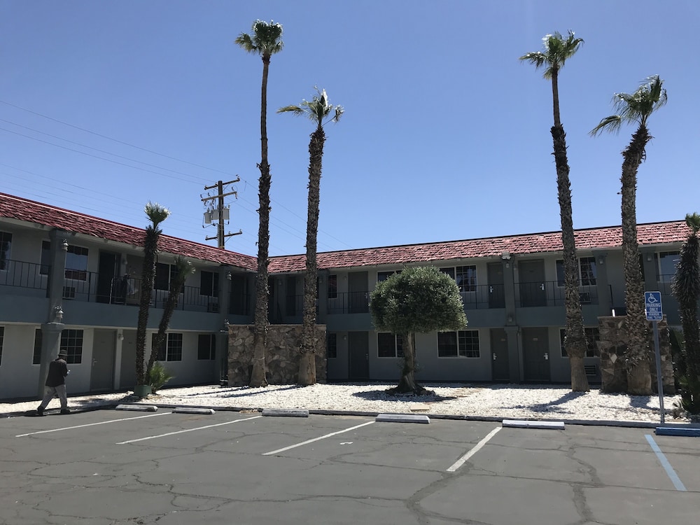 Economy Inn Barstow