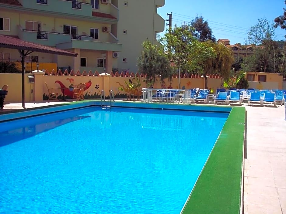 Grand Villa Sol Apart