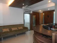 Hotel Crystal Retreat