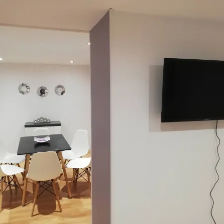 La Fère du Siècle - Spacious Apartment in City Center
