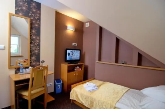 Gościniec Pod Sosnami Drzonków Hotels in 