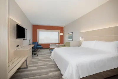 Holiday Inn Express & Suites Denver NE - Brighton Hotels in Brighton