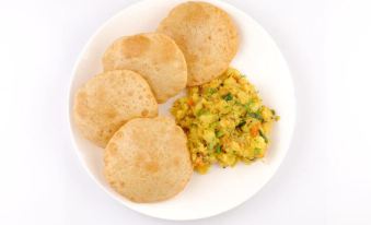 Goroomgo Glory Puri