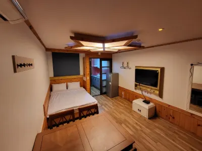 Incheon Haedungsil Pension Hotels near Muuido Island