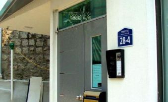 Cube Guesthouse