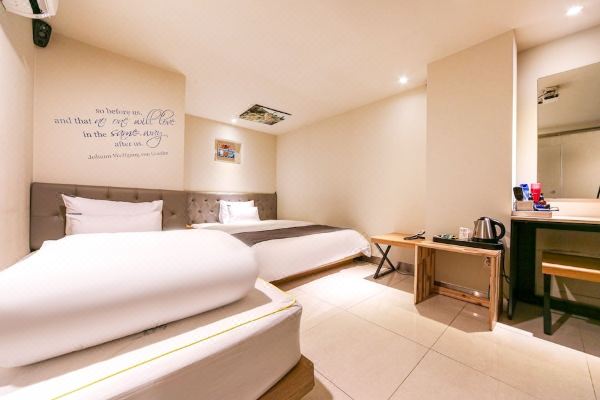 창원 명서동 호텔 벅스(Changwon Myeongseo-Dong Hotel Bucks)_3
