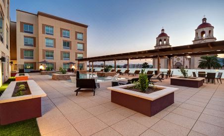 Hampton Inn by Hilton Tucson Downtown - Housity