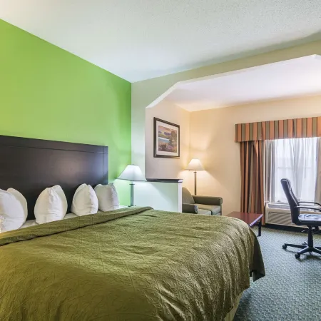 Quality Inn & Suites Harvey - Chicago Southland
