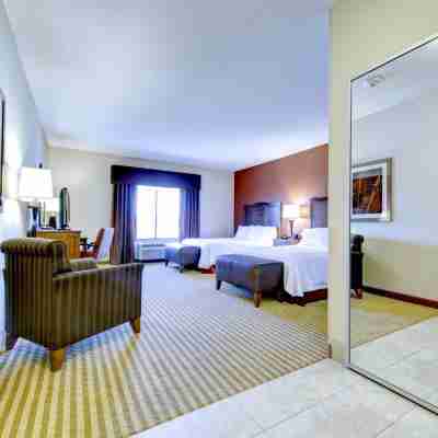 Hampton Inn & Suites Harrisburg/North Rooms