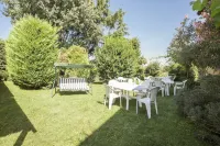 Agriturismo Gaggioli Borgo Delle Vigne Hotels near Chiesa Santa Maria di Gesso (monastero ortodosso)