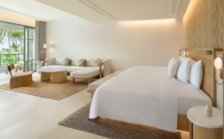 Centara Reserve Samui Отели рядом с достопримечательностью «смотровая площадка Лад Кох»