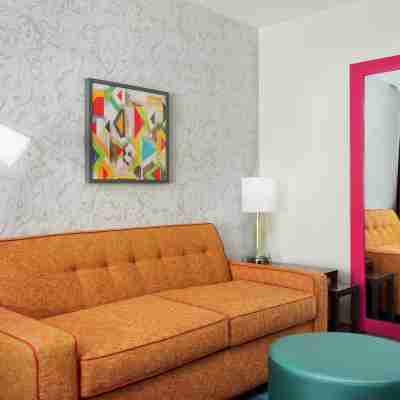 Home2 Suites by Hilton Long Island Brookhaven Rooms