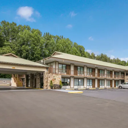Quality Inn & Suites Mt Chalet