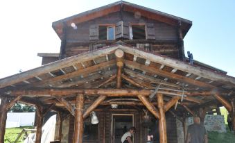 Tanevit Dag Evi - Housity