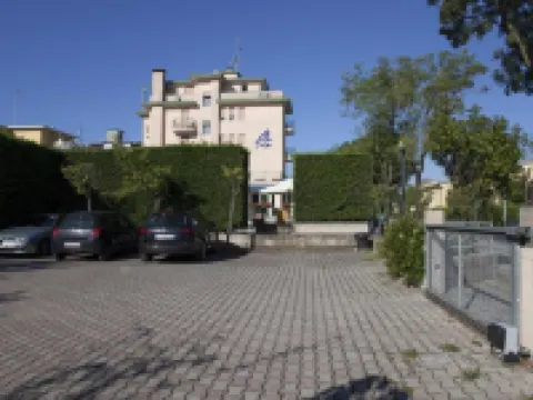 ウテ ホテル イェーゾロのホテル