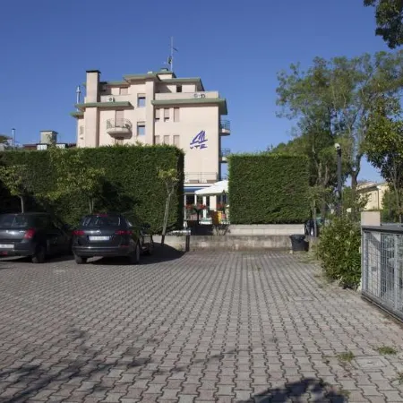 Ute Hotel