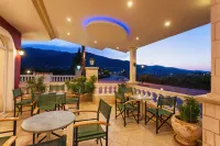 Alykes Park Bungalows Hotels in Agios Nikolaos