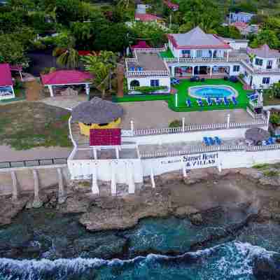 Beyond Sunset Resort & Villas Hotel Exterior