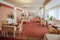 Hotel Ostrov - 4 ดาว