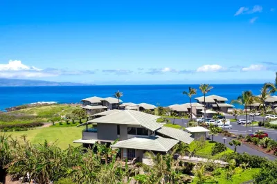 Kbm Resorts: Anuenue at Montage Kapalua Bay Oceanfront Villa Pool Beach Access w Rental Car Hotel in zona Napili Beach