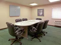 Norwood Inn & Suites Indianapolis - 2-Star